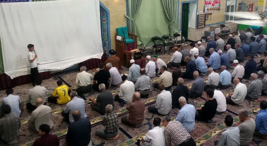 اکران سیار در مساجد در زمان جنگ 12 روزه