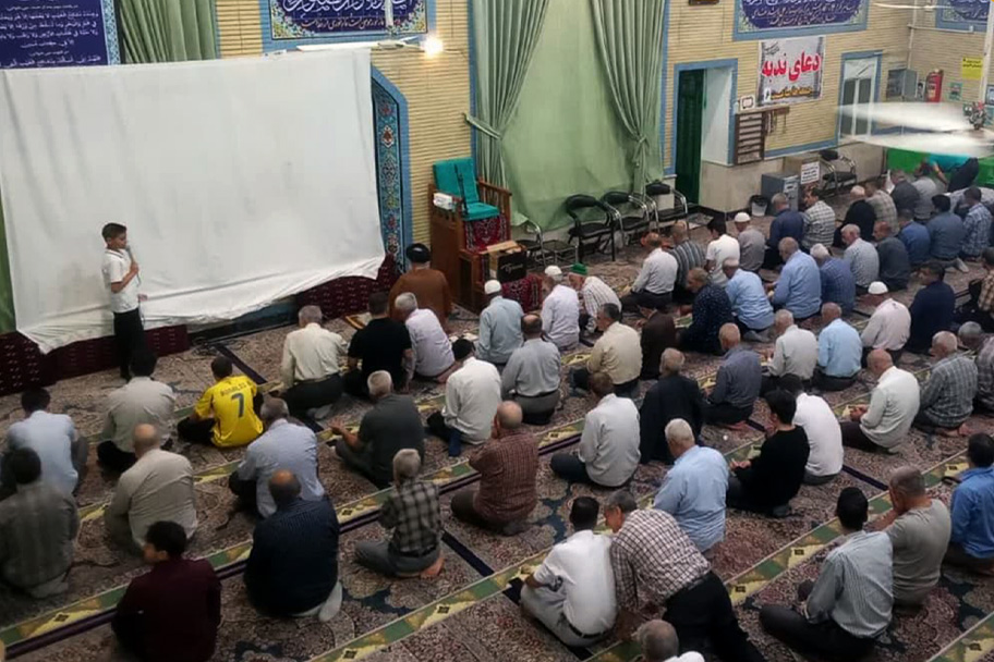 اکران سیار در مساجد در زمان جنگ 12 روزه